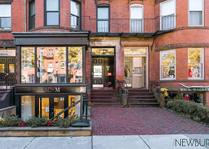 304 Newbury Street By Thatch